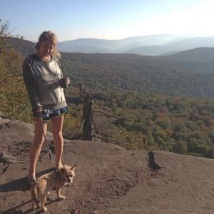 Meet your Posher, Holly